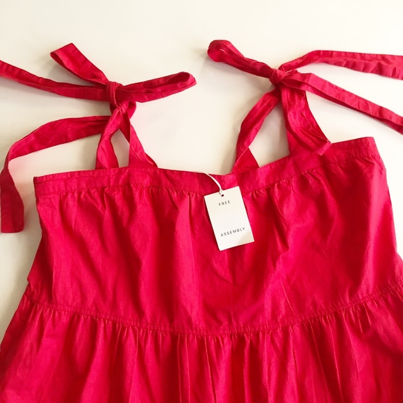 Free Assembly Women's Tie Shoulder Tiered Maxi Dress Size 2XL Red NWT - Picture 2 of 8